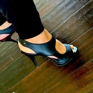 Simply Vera by Vera Wang Size 9.5 Black Heel